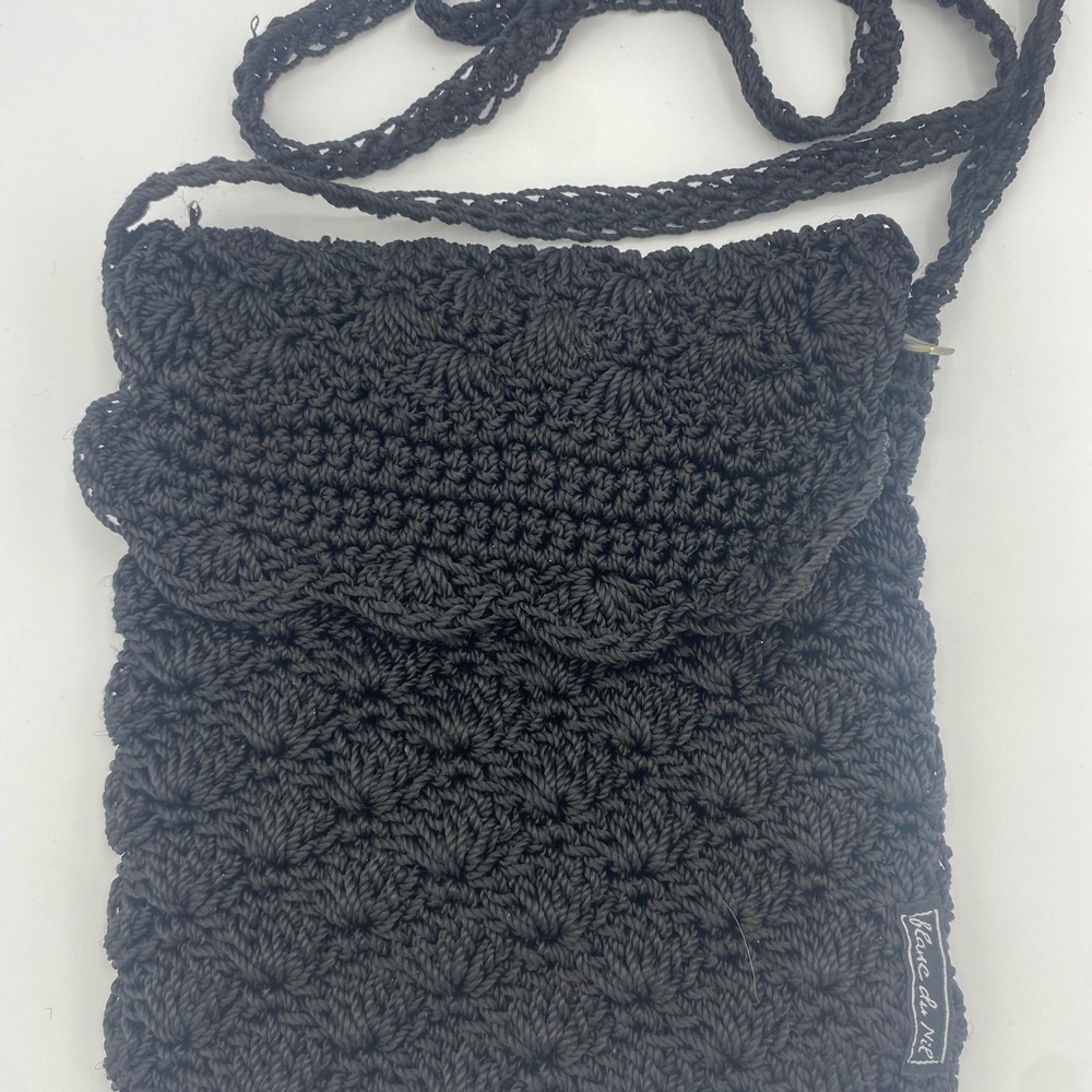 Small knit black shoulder bag